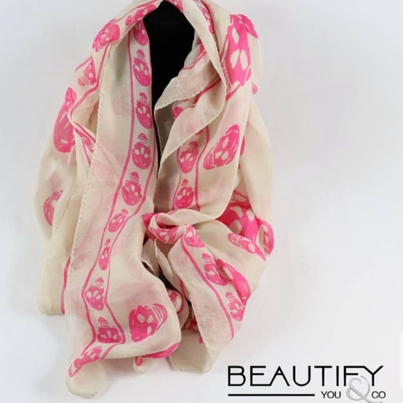 ALEXANDER MCQUEEN Classic Silk Chiffon Scarf - Picture 1 of 5